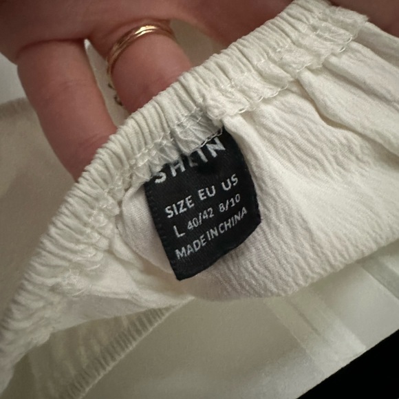 long sleeve cross-tie crop top - Picture 3 of 3